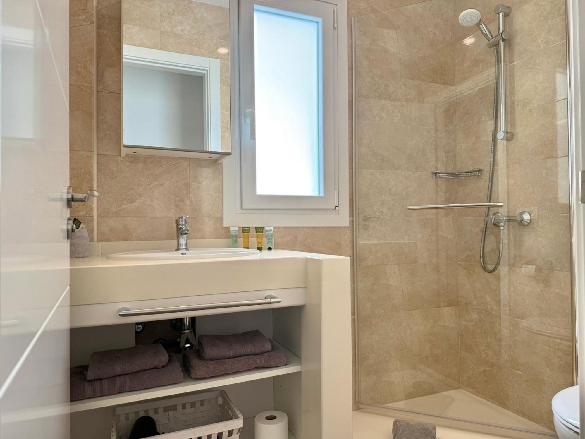 Blanco 35 By Sunhousescanarias El Tablero  Luaran gambar